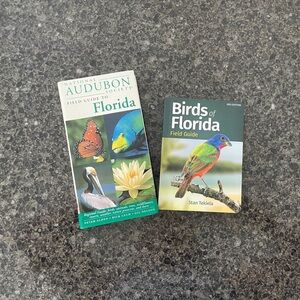 2 Field Guides of Florida’s wildlife